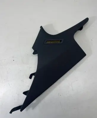 Mercedes-Benz C W204 (C) pillar trim A2046900625 9490069703V
