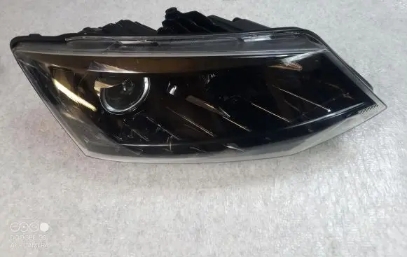 Skoda Fabia Mk3 (NJ) Headlight/headlamp 6V1941016B