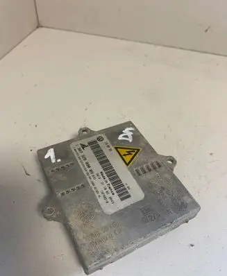 Volkswagen Touran I Headlight ballast module Xenon 1T0907391 19FM0910 1307329090