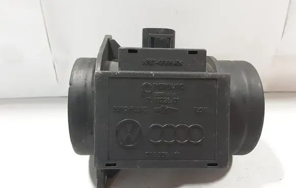 Audi A6 S6 C5 4B Mass air flow meter 074906461