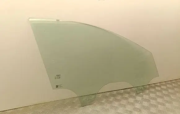 Volvo EX30 Front door window glass four-door E006888
