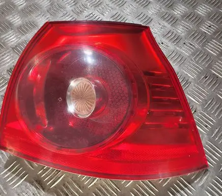 Volkswagen Golf V Rear/tail lights 1K6945096E 00998558 028490202A