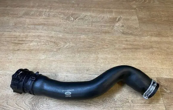 Land Rover Range Rover Sport L494 Engine coolant pipe/hose CPLA-8584-CA