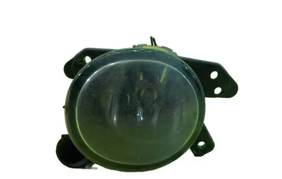 Mercedes-Benz C W204 Front fog light A2518200856 PRAWY