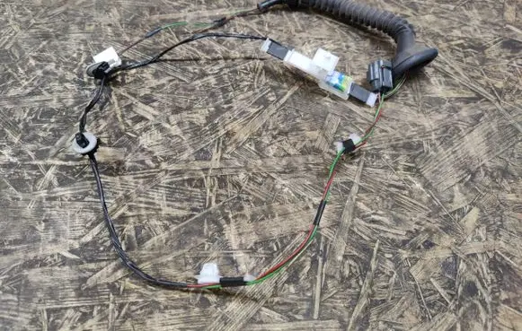 Suzuki Alto Rear door wiring loom 36751M68KA02