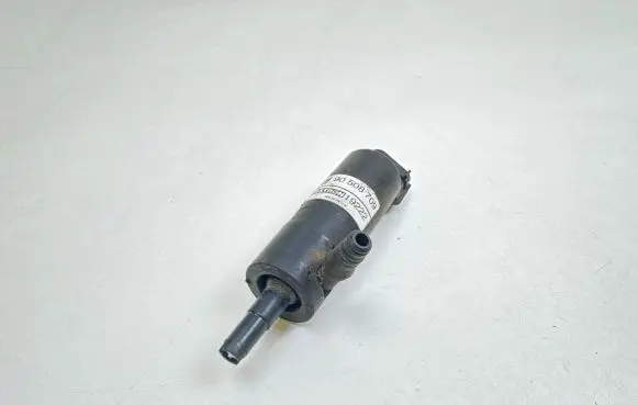 Saab 9-3 Ver2 Headlight washer pump 90508709