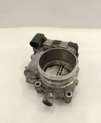 Volkswagen Golf VI Throttle valve 03C133062D