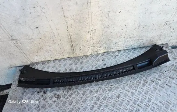 Wiper trim