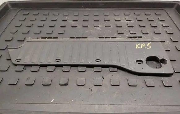 Mercedes-Benz Citan W415 Other trunk/boot trim element 8200431118