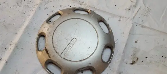 Volkswagen Golf III R14 wheel hub/cap/trim 3a0601149