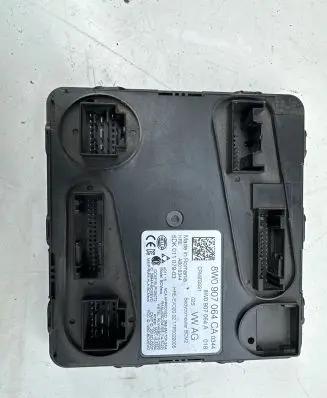 Audi A4 S4 B9 8W Comfort/convenience module 8W0907064CA 5DK01107903