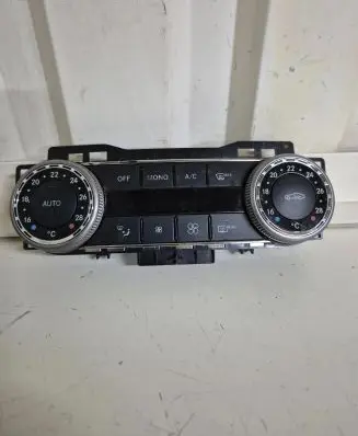 Mercedes-Benz GLK (X204) Climate control unit 2049002103 SW200902