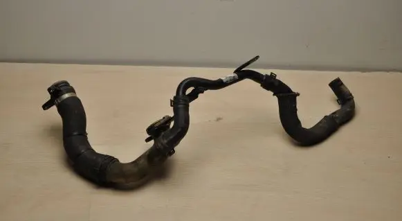 Land Rover Discovery Sport Engine coolant pipe/hose G4D39Y439BF