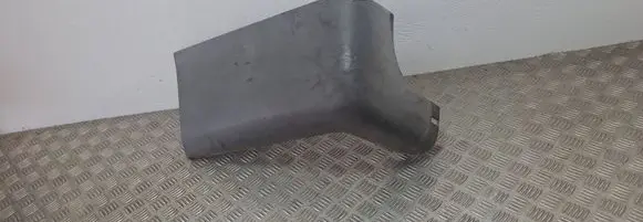 Rear bumper corner part panel trim