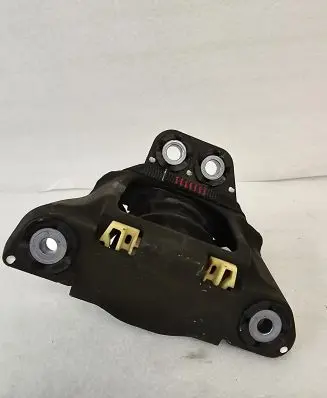 Volvo XC90 Engine mount bracket 31480353