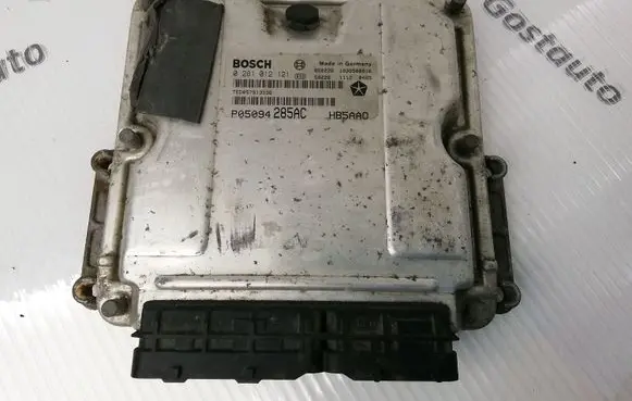Chrysler Voyager Engine control unit/module 0281012121 1039S08816 P05094285AC
