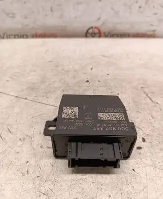 Headlight/headlamp level sensor