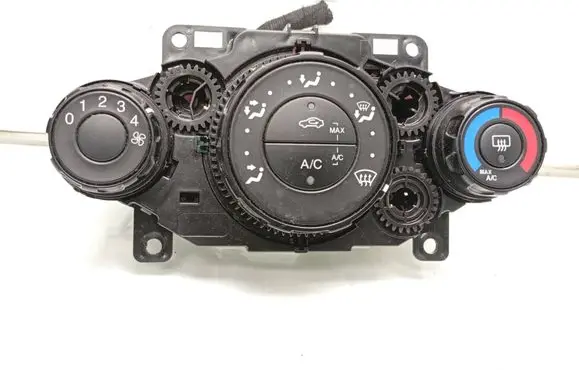 Ford Fiesta Climate control unit 8A6118549 8A6919980