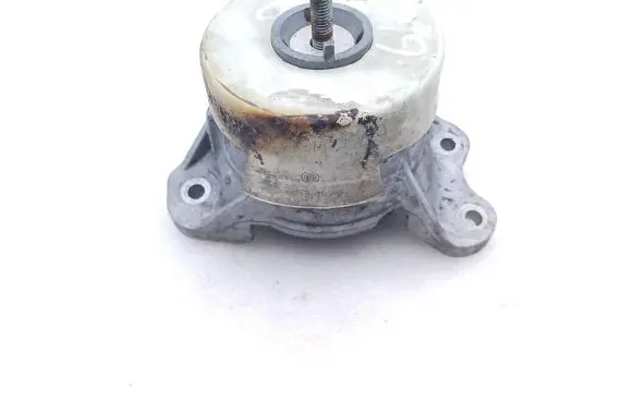 Mercedes-Benz GLC X253 C253 Engine mount bracket A2532402500