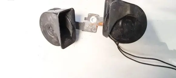 Ford Kuga I Horn signal e30055306