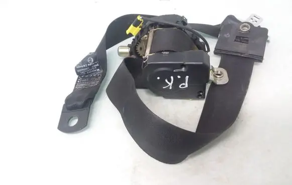 Mercedes-Benz ML W163 Front seatbelt A1638601385