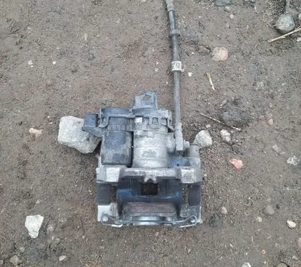 Volvo XC60 Rear brake caliper 31687554