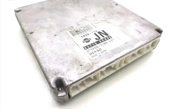 Nissan X-Trail T30 Engine control unit/module 23710-8H806 275800-1189