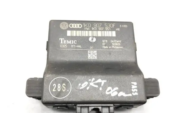 Volkswagen Golf V Gateway control module 1K0907530F 0325 1K0907951
