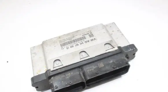 Volkswagen Polo VI Engine control unit/module 04E907309CB 0261S14671