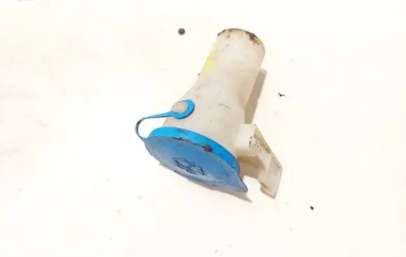 Windshield washer fluid reservoir/tank