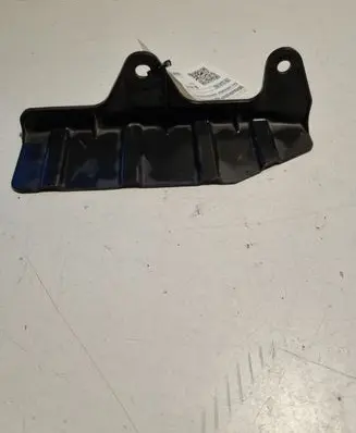 Mitsubishi Pajero Intercooler air guide/duct channel 7812A163