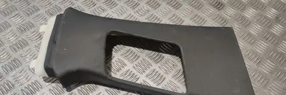 Porsche Macan (95B) (B) pillar trim (top) 95B867244