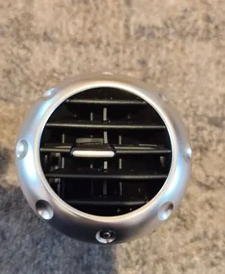 Audi TT Mk1 Dash center air vent grill 8N0820901 8N0820901A