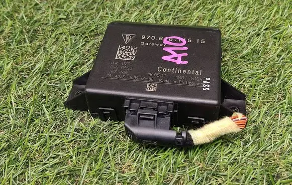Porsche Panamera (970) Gateway control module 97061811515