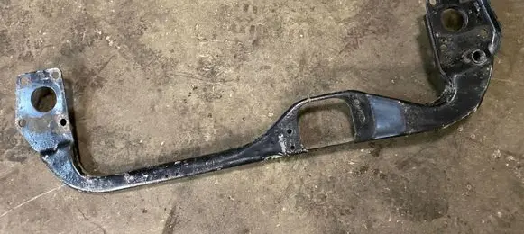 Audi A6 S6 C5 4B Bottom radiator support slam panel 4B0805851E
