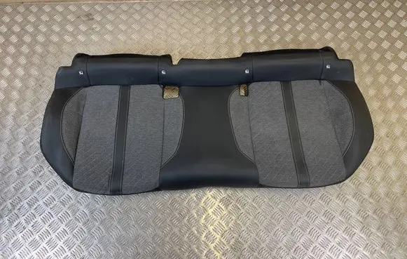 Peugeot 2008 II Rear seat 