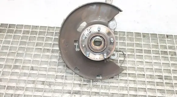 Opel Astra J Front wheel hub