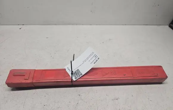 Audi Q7 4L Emergency warning sign 27R033951