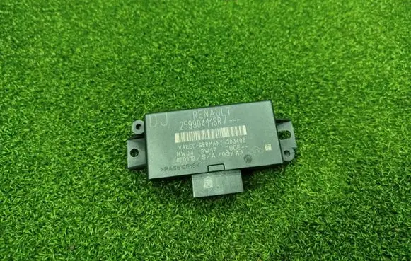 Renault Trafic III (X82) Parking PDC control unit/module 259904115R