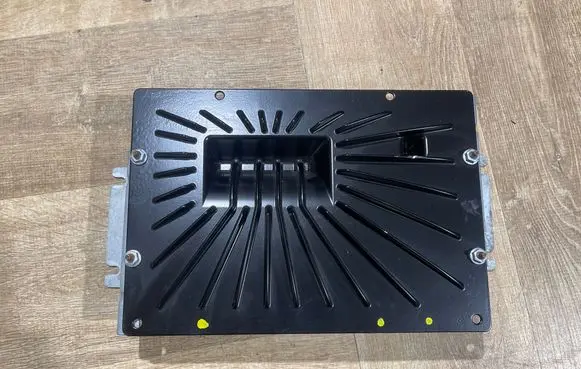 Jaguar F-Type Sound amplifier EW9319C164CB 2566141 6728FP0E0125143