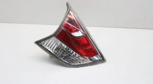 Nissan X-Trail T32 Tailgate rear/tail lights