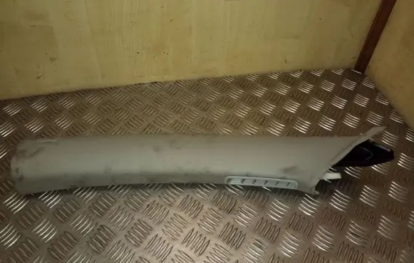 Volkswagen PASSAT B7 (A) pillar trim