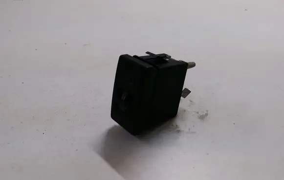 Audi A4 S4 B5 8D Headlight level height control switch 8D0941301