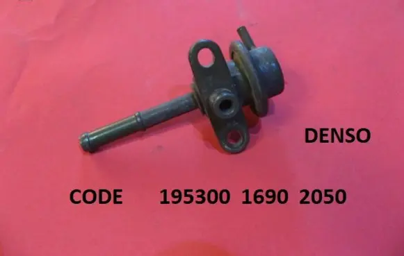 Mitsubishi Carisma Fuel pressure regulator 195300 1690