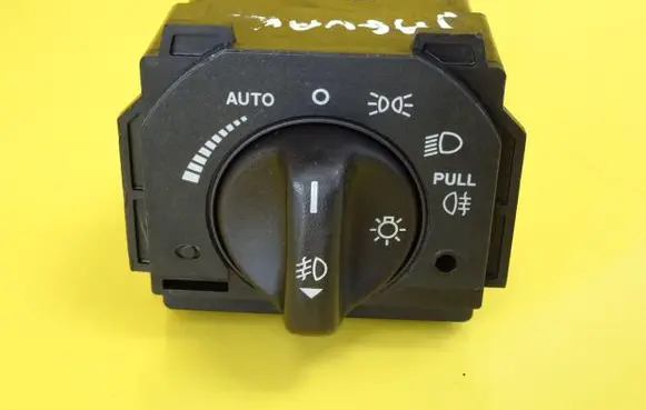 Jaguar S-Type Light switch XR8311654CC