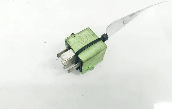 BMW 3 E36 Other relay 61368373700