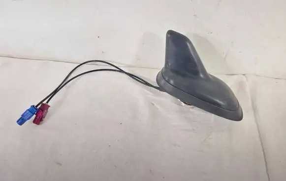 Volkswagen PASSAT B7 Radio antenna 3C0035507N