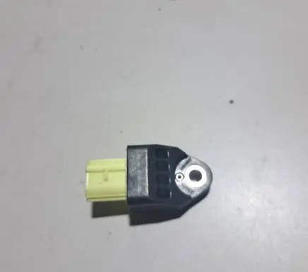 Toyota Prius (XW30) Airbag deployment crash/impact sensor 8983175010 109C11L00