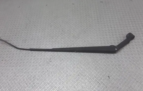 Ford Focus C-MAX Front wiper blade arm