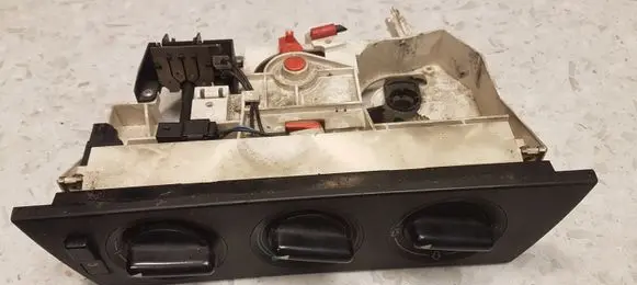 Audi A6 S6 C4 4A Climate control unit